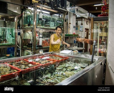 singapore seafood market.